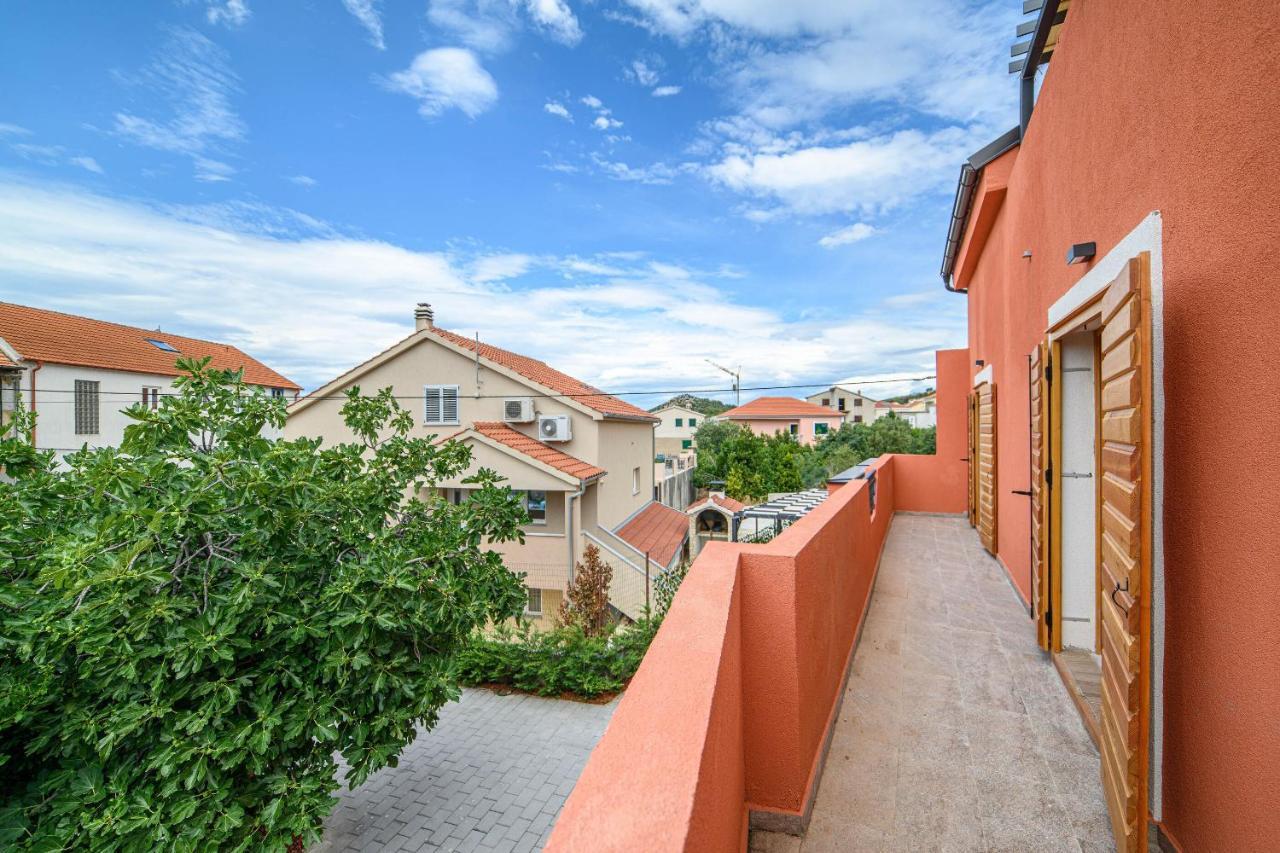 Apartments Orsula Near Old Town Sibenik Exterior photo